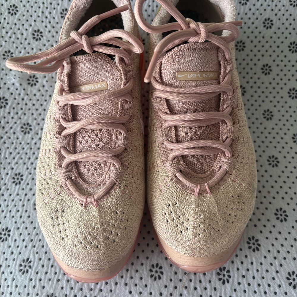 Nike Women's Beige and Pink Air VaporMax Sneakers
